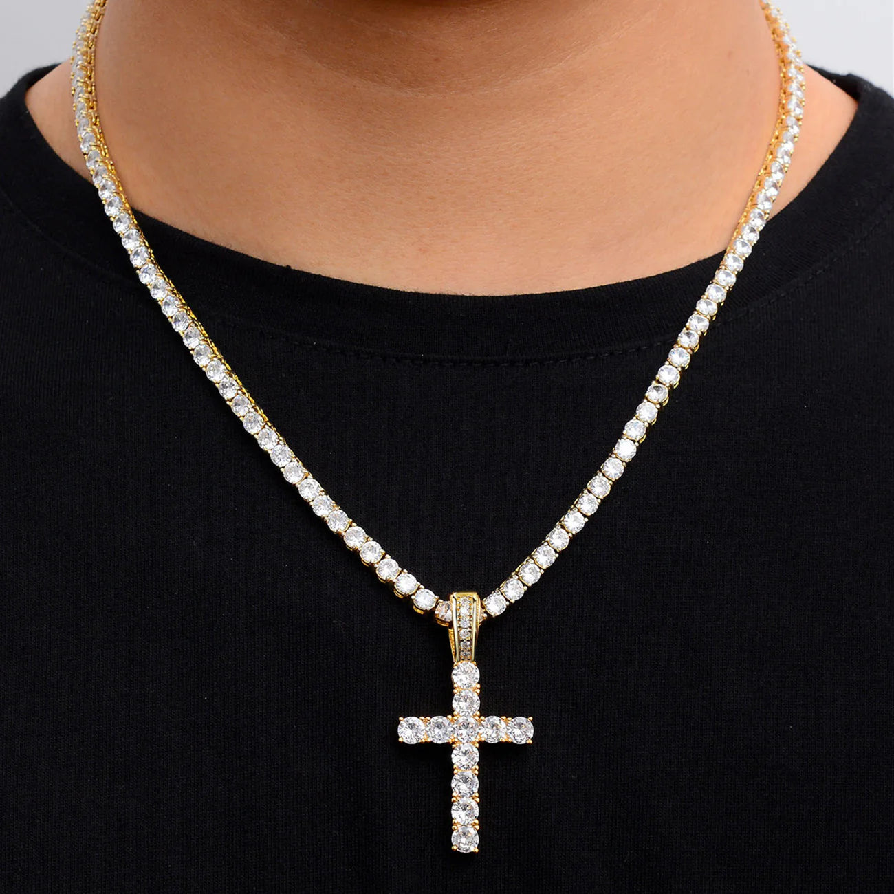 Cadena Cruz Iced Tennis Oro Blanco