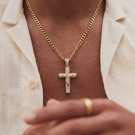 Cadena Souvo Crucifix 14K Gold